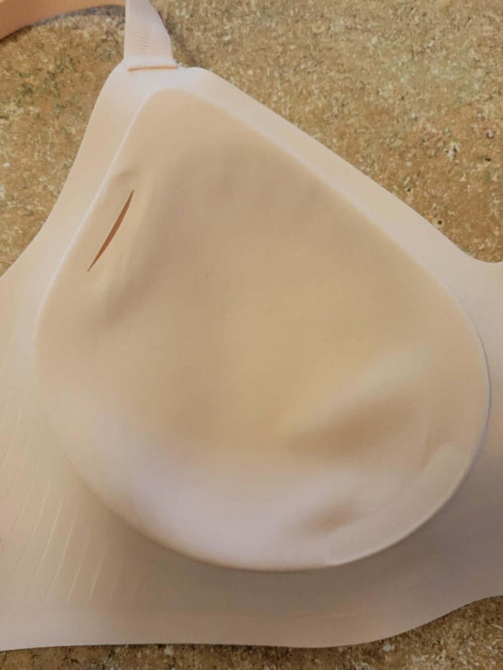 Lightweight Bra - Picture 2 of 4
